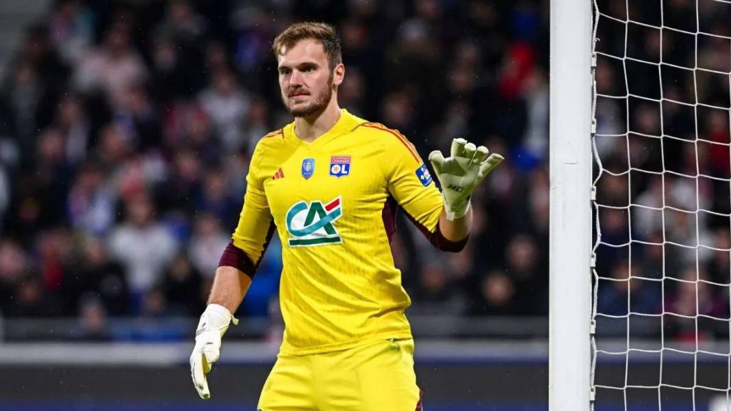 Galatasaray Fernando Muslera'nın yerini 1.97'lik kaleciyle dolduracak! Brezilyalı yıldız imzayı attı. Hayırlı uğurlu olsun 2